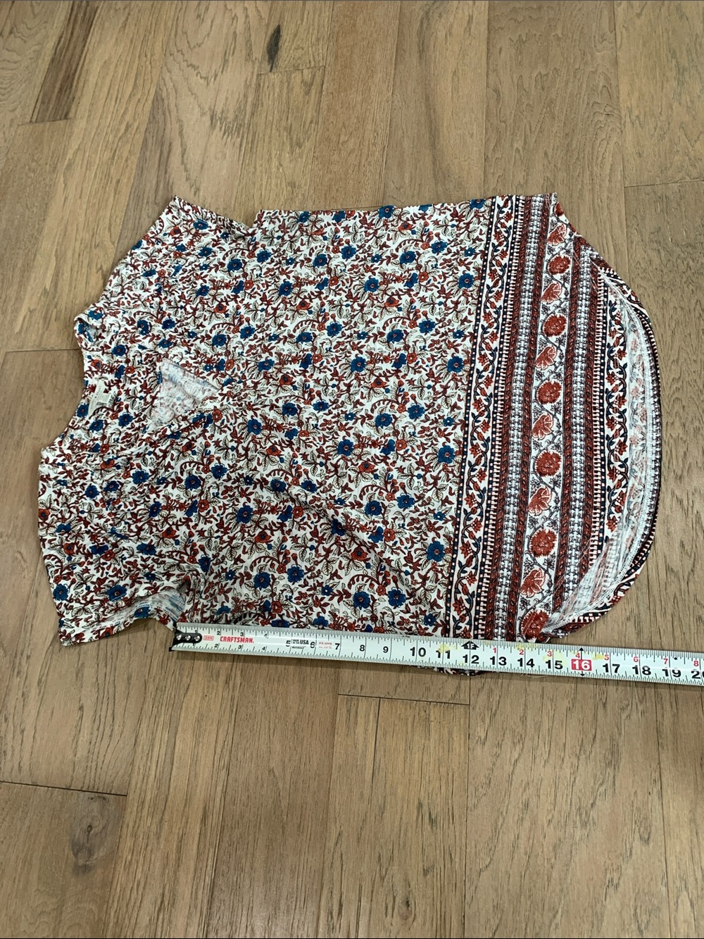 Lucky Brand Ivory Floral V-Neck Top with Blue & Rust Print Size Large - Picture 7 of 8